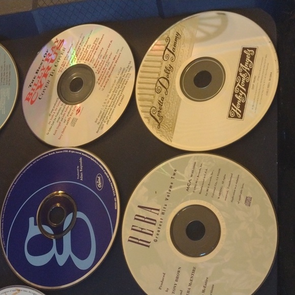 Assorted Country Music CDs Collection - Picture 2 of 5